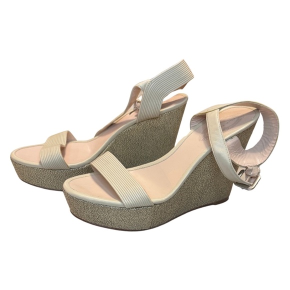 Elie Tahari Cream Leather Wedges - Picture 8 of 11